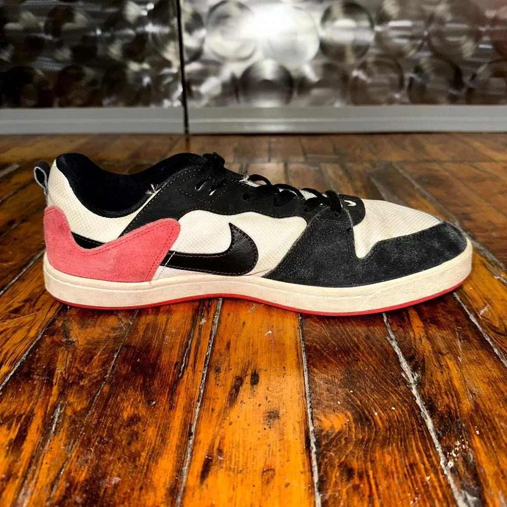 Nike SB Alleyoop Sneakers Men's Size 13 Black White Suede Lace Up Skate Shoes